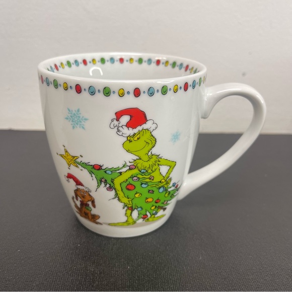 Dr. Seuss How The The Grinch Stole Christmas Mugs Set of 4 - Picture 5 of 8